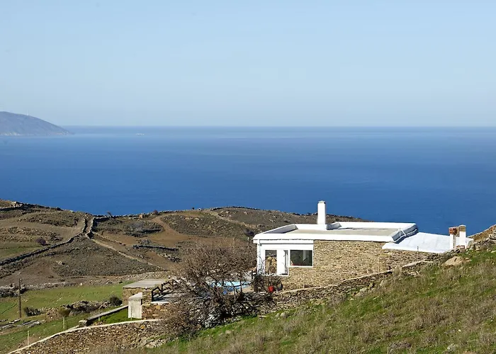 The Nest 컨트리하우스 *