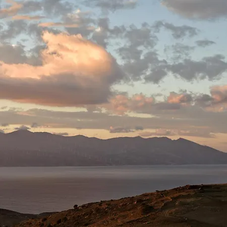 The Nest Εξοχικό σπίτι Kalivari (Andros)