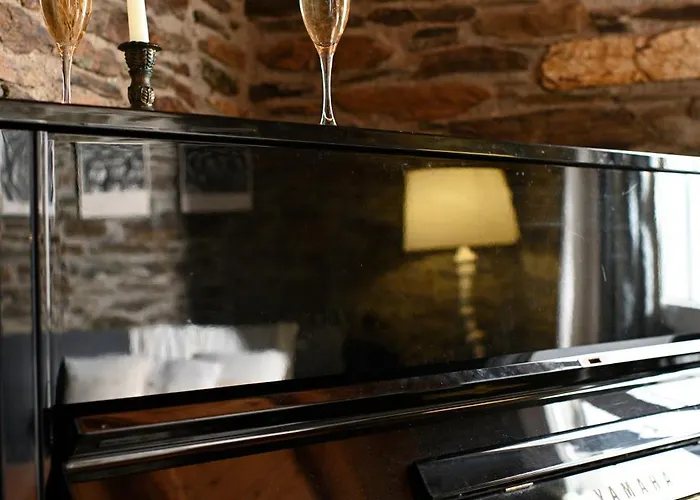 The Nest * Kalivari (Andros)